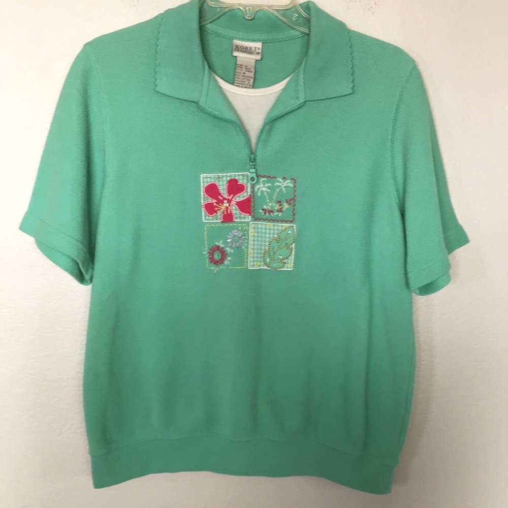 🌷KORET BLOUSE TEAL SIZE M BEADS ON FRONT DECOR GREAT CONDITION